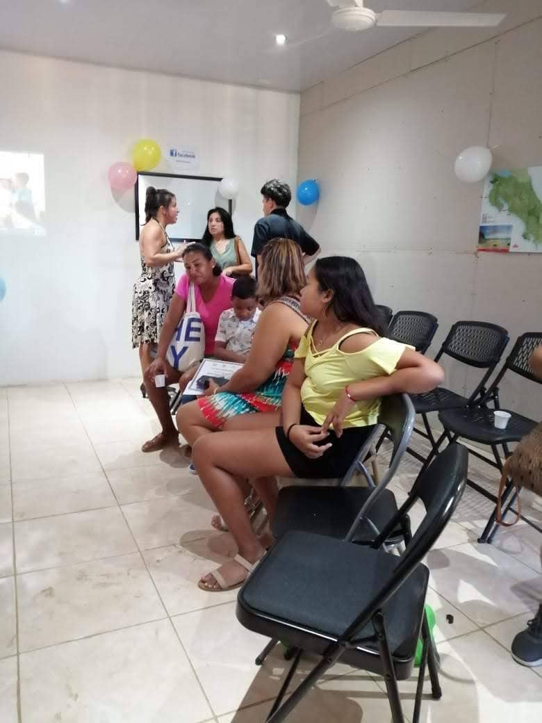 Graduación de jóvenes y niños en Lexis Tamarindo